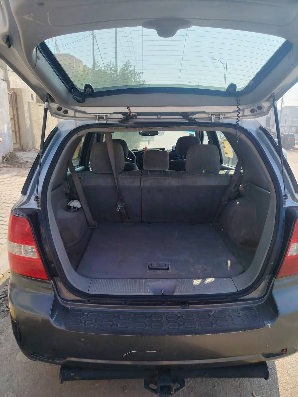 السلام عليكم سورنتو 2007 السيارة خير من الله مكانها كوت سنوية جديده وبأسمي تحويل ثاني يوم داخله هزه السيارة بيها سونار موجود بل صور . تبريد ثلج والسيارة وارد امريكي السعر: 85 وبي مجال بسيط للاستفسار: ***********
