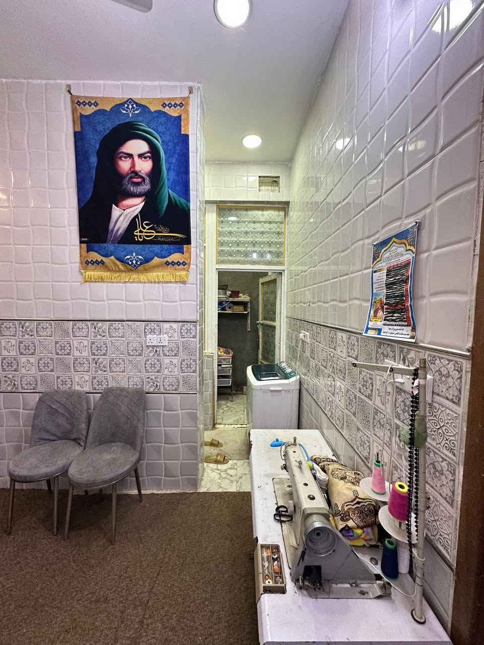 السلام عليكم بيت للبيع المساحة120ركن طابو صرف حر تحويل مباشر العنوان ميسان العرضات شارع 20 
بيت يحتوي على طابقين الطابق الاول يحتوي على ساحة +استقبال+صالة مفتوحة على المطبخ حار بارد +غرفة نوم+صحيات عدد2
الطابق الثاتي مكون من مشتملات ثنين كل مشتمل 60متر الستفسار اكثر الاتصال على الرقم***********
