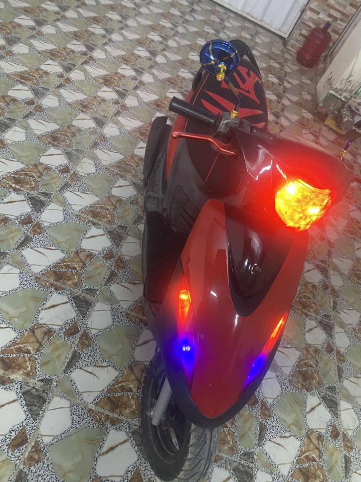 يا الله سلام عليكم ماكس عدله للبيع 49بلاد دراجه نعومه تخبل خير من الله سعر 750بيه مجال تجي وتفحص وشوف مكاني حي لحكيم *********** باقي تفاصيل خاص أو رقم دراجه مختمة ختم واحد
