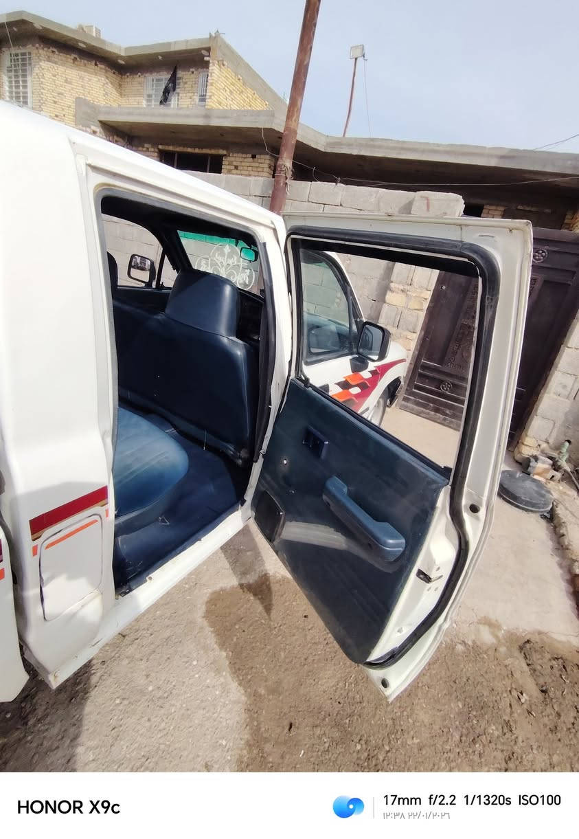 السلام عليكم للبيع تيوتا موديل 1991رقم واسط هزه جديده محرك ثري واي ٥كير بور ستيرن دوشمه جديده تاير جديد مصبوغه عام إثر جراد مكفوله من الحادث والگلبه محرك شاصي مكفوله قماره مكفوله السعر 55ورقه وبيه مجال العنوان واسط الكوت مركز المدينه للاستفسار *********** سياره معمره
