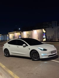 تيسلا موديل 3 • مدى ٤٢٠-٤٥٠كم • حادث بدون ايرباك