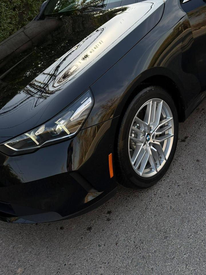 ‎السلام عليكم
‎‏🇩🇪🇩🇪 BMW 530i 

2024 🔶

ماشيه ٣٩ الف 

‎مكينة: 20 توين باور

‎كفالة كير ومكينة كلها بشرط بلادي برغي ممفتوح بيها صاروخ ماشاء الله سيرفس كامل

‎السيارة كلين تايتل كفالة 

‎مواصفـات ال بي ام 

‎. داتا شـو (لاينر) + كيج (عداد) الكتروني

‎. فتحة سقف 

‎.٥ كاميرات 

‎داخل  جلد  اسود 

‎. رادار 360 درجة + رادار نقاط عمياء

‎. رادار تحديد مسار وخطوط شوارع

‎. كشنات هيتـر + خزن ميموري

‎. تغيير الصوت وتغيير الاغاني عن طريق البعد (اشارة اصابع)

‎. ويل بلادي اصلي شركة

‎. لايت اوتو عالي ناصي + ماسحات جام اوتو

‎. تشغيل عن بعد

‎. اوتو ستارت + اوتو هولد 

‎. دشبول ليزري عدد الوان متغيرة

‎. صندوك كهربائي بصمة + بالقدم ينفتح + عن بعد

‎. سستم صوت سماعات هارمان كاردون

‎. مواصفات هواية متنعد ذكرت عدد منها

رقمها دهوك بسمنا الشخصي بشرط التحويل 

السعر 453 💵💵💵

‎العنوان: اربيل 

***********
***********واتس☎️

‎واتساب - اتصال
