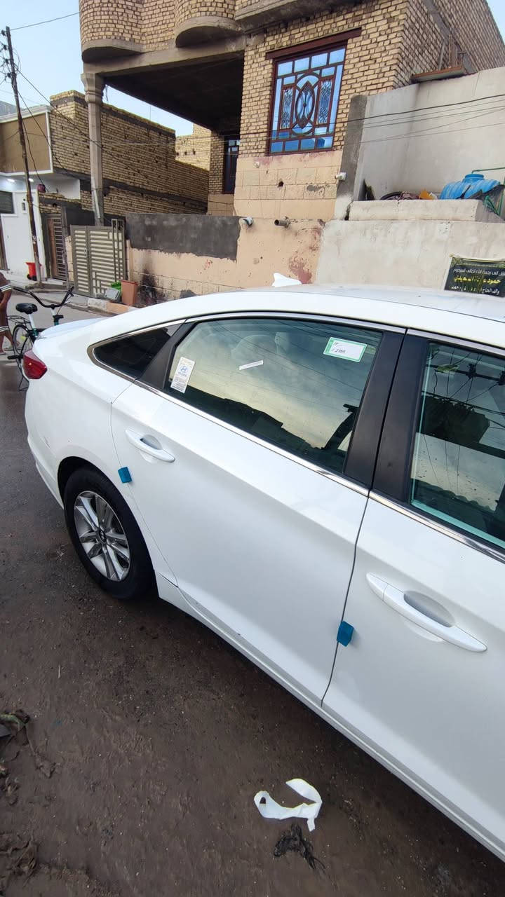 السلام عليكم سوناتا 2017 للبيع
مكينه 2.4
گير  At
حدادية
خير من الله 
شاشه
تحكم مرايات
تحكم سترين
ثلاث وضعيات قيادة
مفتاح مو بصمة
رقم بغداد مداور ثاني يوم
سنوية ساقطة ب 25
سونارها مرفق ب الصور
السيارة لا دوناص ولا مشاكل بالمكينة داريها بالدهن تكد وياك
مال جناي
والسوناتا 2017 معروفه مواصفاتها
السيارة معروضه ب 125 بيها مجال بسيط
الناصرية الاسكان الصناعي
*********** خابر واسئل وبالخدمة
