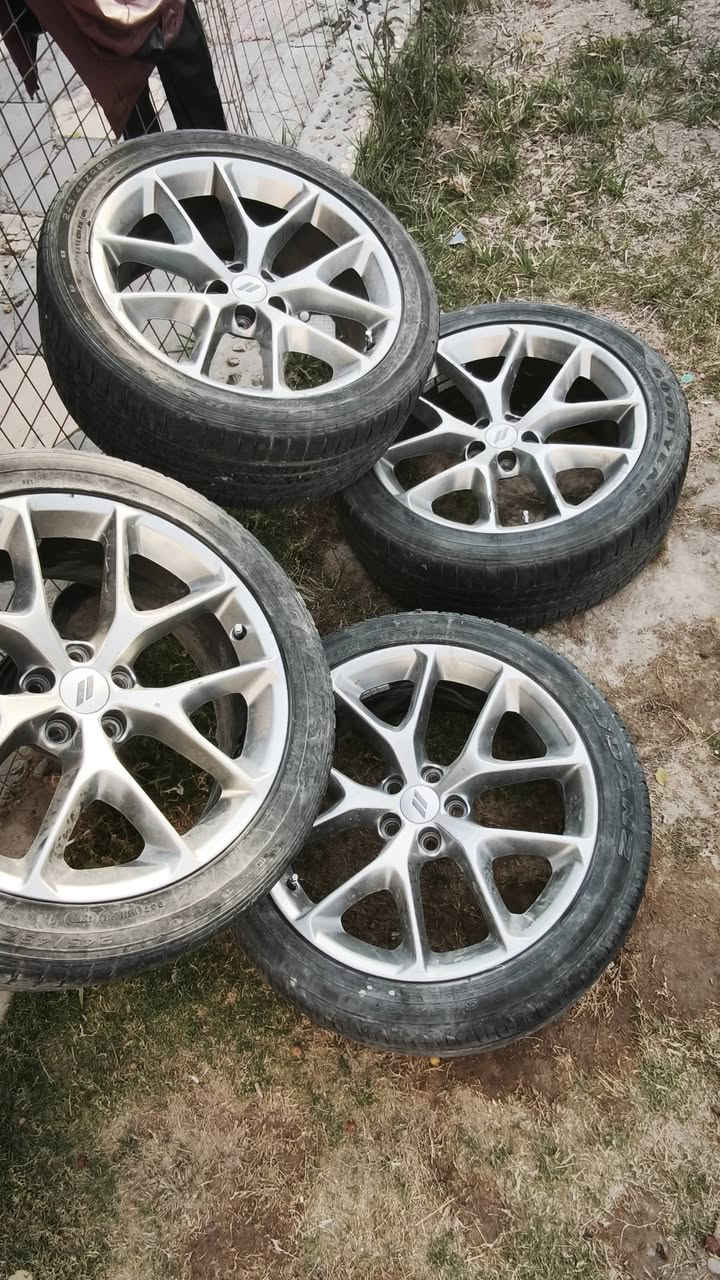 سلام عليكم ((تخم  وياله جي تي23 اصل كوري  وليس صيني)) حجم 20 الوياله نظيفات لاعواج لا تصليح. مكان  الديوانية  لاسكان 
***********
