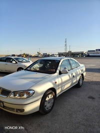 سني موديل 2008 محرك اسود 1800 بيها صبغ قطعتين تخم تاير جديد سياره حلوه...