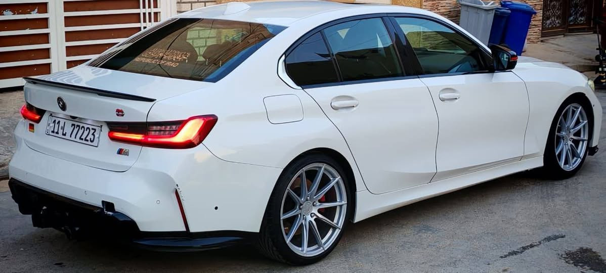 السلام عليكم . Bmw 2021 . 330i ماشيه 40 ميل محرك ٤ سلندر توين تيربو صاروخ ارضي  محرك كير مكفولات رقم بغداد مميز [توويل]
حادث . بنيد وجاملغ خلفي صبغ . تبديل باب خلفي نفس اللون بلادي تصليح بسيط باراس شاصي
المواصفات . فتحه . جلد. بصمه بوب بصمه تشغيل .هيتر كشن كشن الاماميات كهرباء ردارات حساسات قطعتين تبريد مري تنزل ببك الايت زنون عدسات متحركه بيه كلشي كلاشي السعر 210 قفل
***********
***********
ملاحظه . سياره محدثه m3 دعاميه بلاديه موجوده. بغداد, العراق
