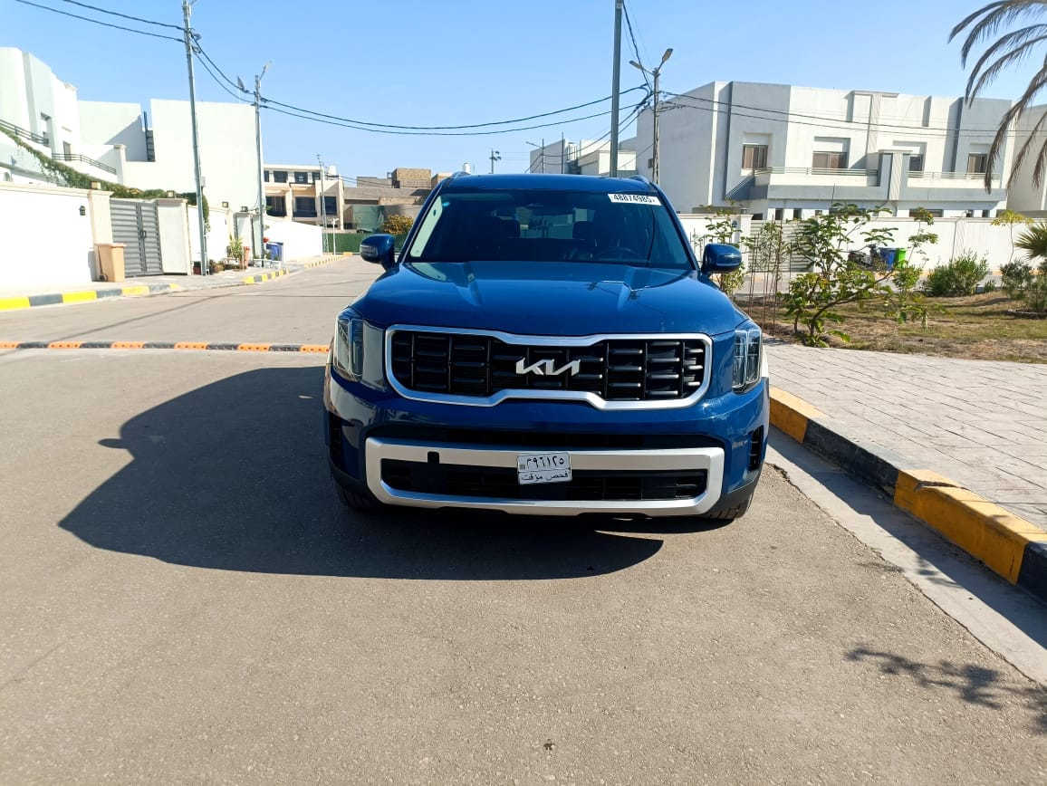 السلام عليكم 
كيا تولورايد اللون مميز 
موديل2023 
ماشية/30 الف ميل
دواخل منفصل 
فتحه سلايت
رجاج استيرن توقف ذاتي 
شحن ويليس كافه المقاعد
تحكم ستيرن 
حساسات
كامره دواره
كشن هيتر 
نقطه عمياء
فتحة سقف
رادارات جانبيه 
رادارأمامي وخلفي وجوانب
اشاير بالمري 
بصمه ابواب
بصمه تشغيل عن بعد 
هند بريك بصمه
حجم المحرك 3800
♦الحادث كما موضح بالصور فقط شبر بالجاملغ الامامي تم تصليحه على وضعه بدون فتح الجاملغ بدون صبغ كما موضح في الصور.
♦السياره بدون تبديل بدون بارد بدون صبغ.
♦السياره بدون رقم. تسجل في جميع المحافظات عدا الاقليم. 
♦السعررر263
للاستفسار آتصل آو واتساب
***********
