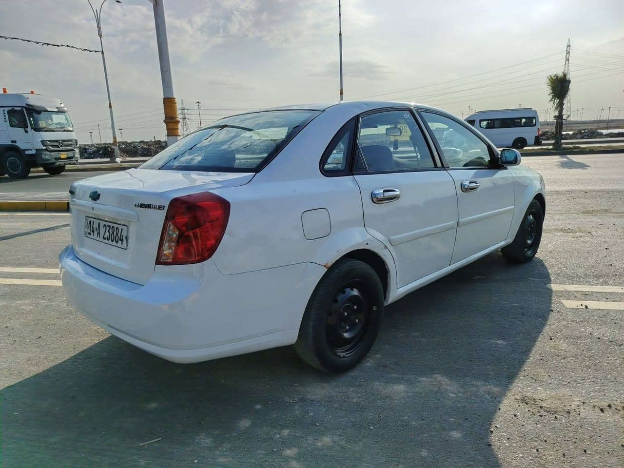 السلام عليكم
اوبترا موديل 2011 خليجي كفالة من عدا الجمالق الكدام مبدل مكينة وكير جدد حداديه حلوة كهربائياتها جاهزة ترايك وين ماتريد رقم انكليزي وتحويل مباشر والسنوية تنتهي 2030
السعر 62 ورقة وقفلها 60  مكان السيارة الزبير

***********
