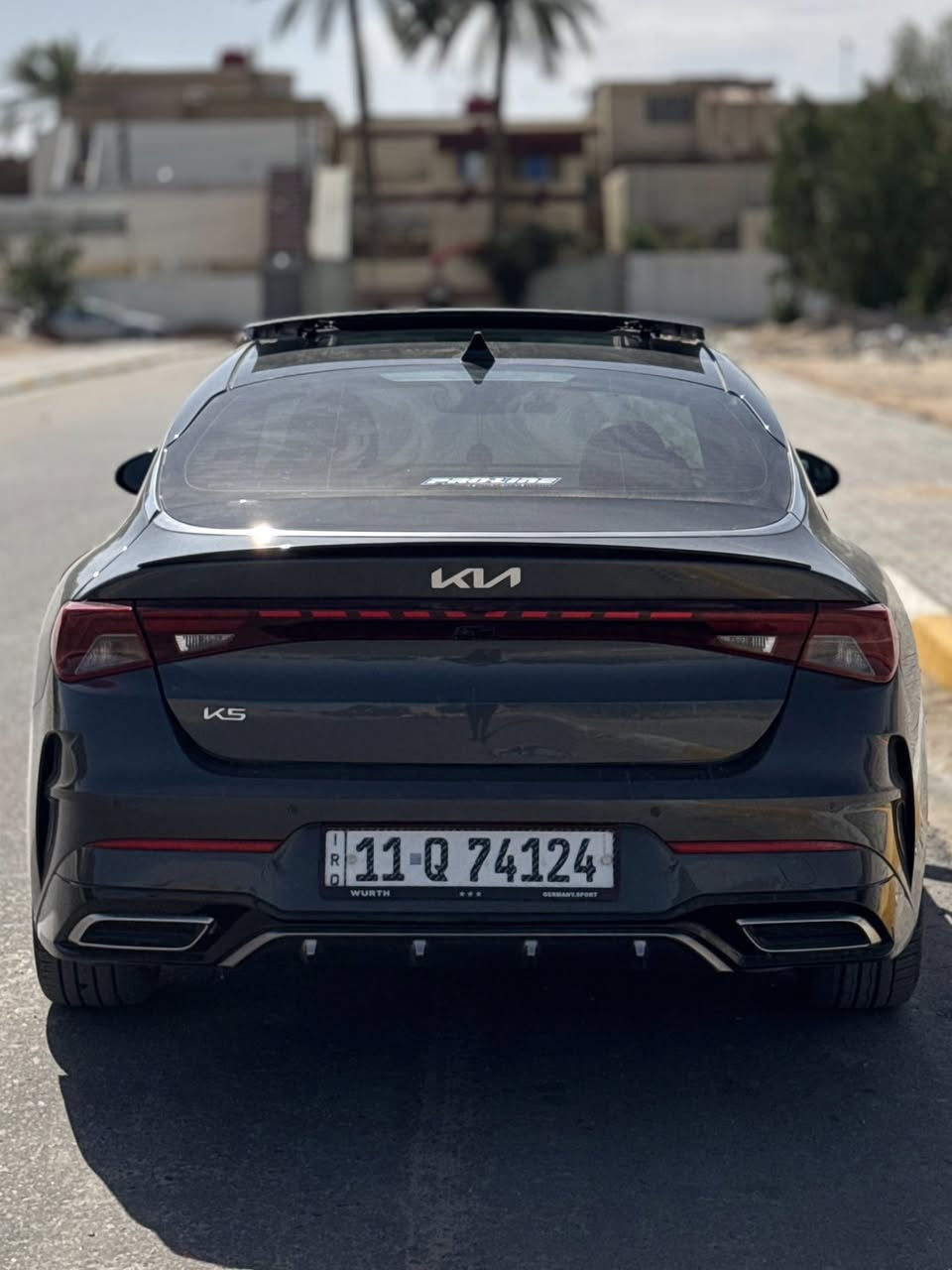 السلام عليكم
كيا كي فايف k5 2024 للبيع فقط
فئة EX أعلى مواصفات 
بنوراما
بصمة
محرك  1600 تيربو
تشغيل عن بعد
شاحن موبايل وايرلس
جلد كامل 
تدفئة تبريد مقاعد 
قطعتين تبريد
حساسات خلفية
 كاميرا خلفية 
رادار أمامي خلفي جوانب 360 درجة
داخل صاج 
ماشية 40 الف ميل
حادثها خلفي بدون ايرباك بدون حوض بدون شاصي
رقم بغداد انكليزي بأسمي 
السعر 198ورقة
للاستفسار ***********
