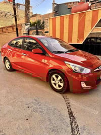 يا الله السلام عليكم اخوان للبيع اكسنت مديل ٢٠١٧ 👌 السياره حادثها بسيط...