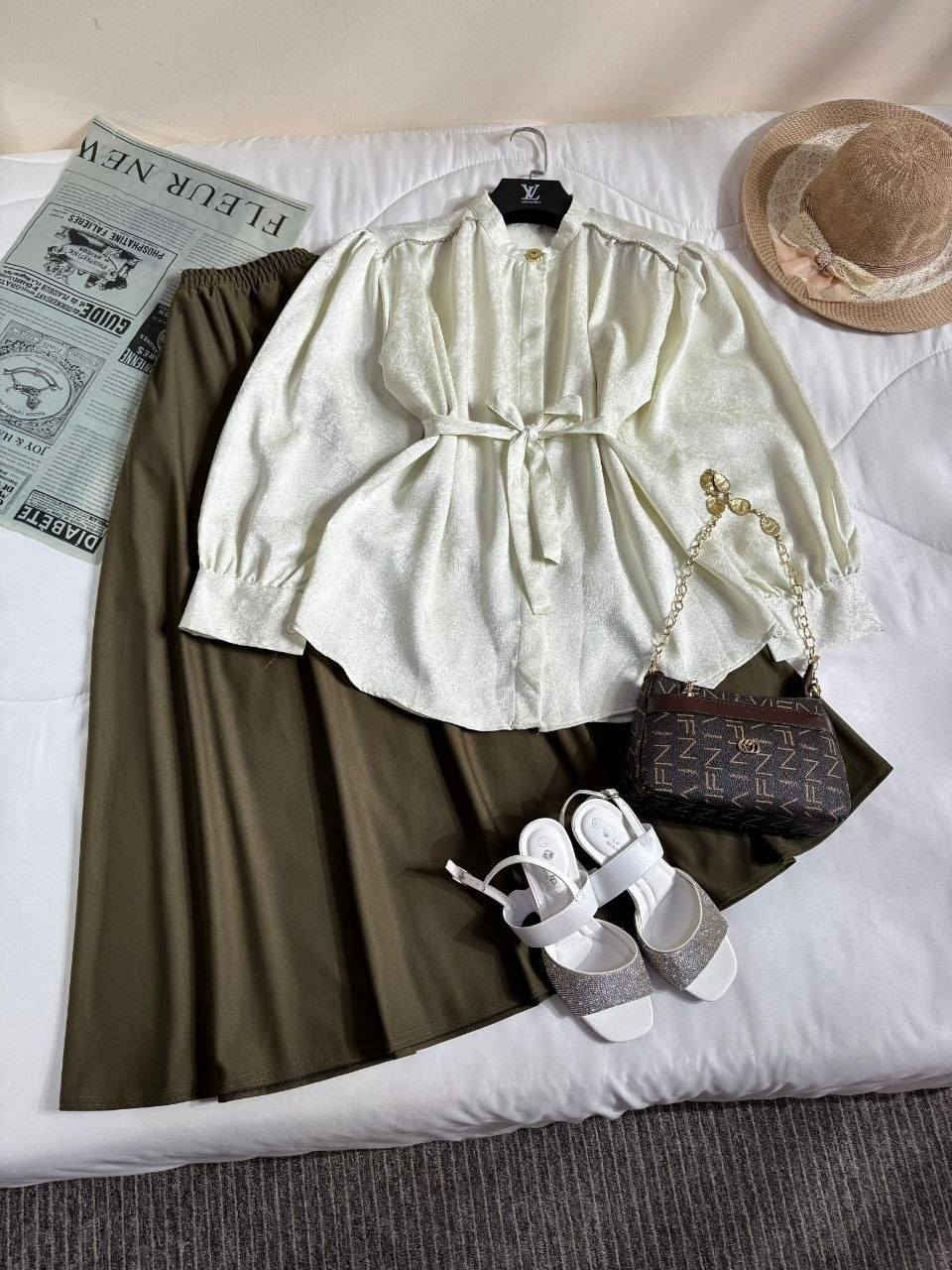 قميص مع تنورة❤‍🩹
السعر 32 الف فقط 
خامة جسيكا & دابل
38-40-42-44-46


**إذا كنت صاحب هذا الإعلان وتريد حذفه لأي سبب، رجاءا أرسل رسالة إلى الدعم الفني**