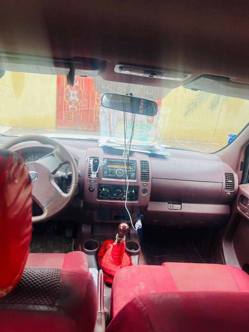 نيفاره 2014 كير عادي
بيها ضربه بسيطه بالجاملق الخلفي مبينه بالصوره 
مكينه ما مجفته بيها تنقيص 
سنويه باسمي 
بصره لل2028
السعر 95 ورقه 
***********
