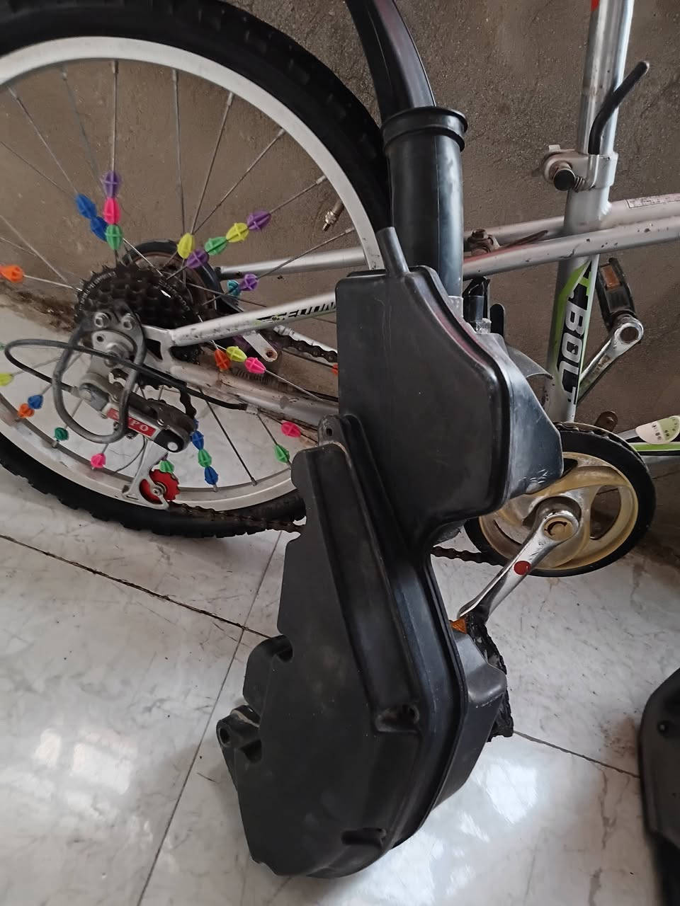 اللهم صلي على محمد وآل محمد غراض دراجه ادرس ياباني شكل القديم سرعه ١٢٠ شتريت غراض ادرس عندي الشراي يتفضل واتساب أو يتصل على هاذا الرقم ***********العنوان بغداد
