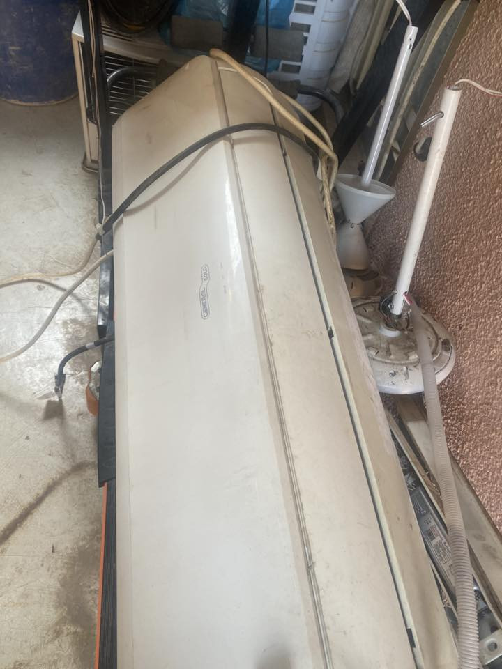 سبّلت للبيع ***********. شغال ثلج شرط سعر ٢٥٠.  ٢ طن
