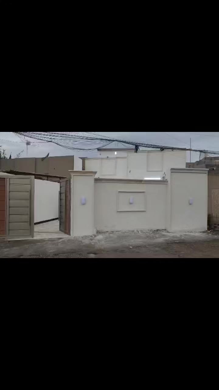 السلام عليكم  
🏠بيت للبيع طابو زراعي سند 25     

📏 المساحة: 220متر. # ملاحظة  السكف  عكادة  مطبك شتايكر 

مواصفات البيت:
✅ غرفتين نوم 🛌 
✅ صالة 🛋️
✅ مطبخ 🍽️
✅ صحيات 🚿
✅استقبال 
          
✅️ حديقة                                   

✅️كراج

خدمات مي كهرباء تبليط مجاري  

الموقع بغداد جسر ديالى الجديد 

السايد الواحد منطقه الكرغوالية 

مقابيل البانزين الخانه وجه شارع 

البزل رئيسي   يبعد عن الشارع  العام 100م 

الاستفسار  الاتصال  ***********
