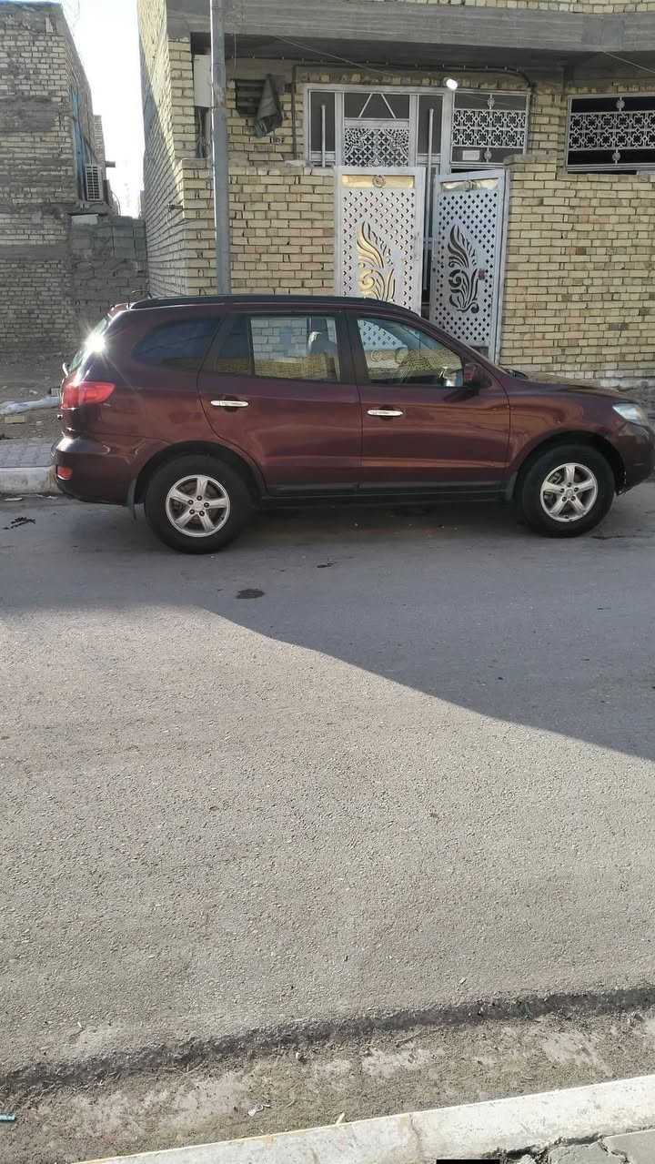 بيع مستعجل... سنتافي ٢٠٠٨ رقم بابل انكليزي  باسمي تبريد ثلج ٥ راكب مكفولة كفالة من الضربة شواصي تكم  سيارة ليبل واحد على واحد  محرك كير كفالة  السعر١١٠وبيها مجال للاتصال ***********  سيارة جدا نظيفة بيها قطعتين رش صبغ بدون معجون اثر شخوط فقط قطعتين رش صبغ
