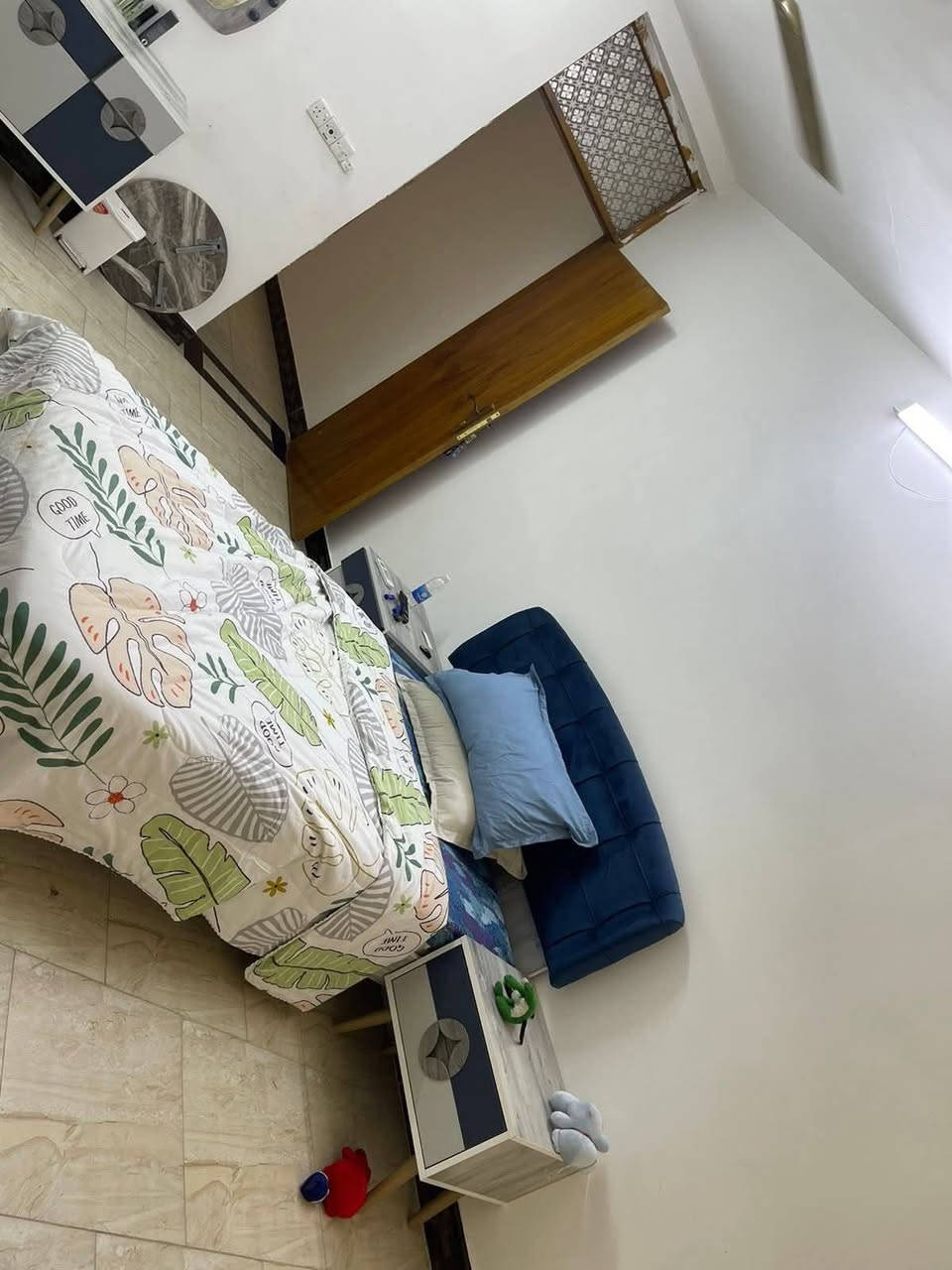 غراض بيت للبيع 
  يوجد توصيل 
ابيعهم بنصف سعرهم لان دانتقل وحابه اجدد غراض 
وصولات غراض محتفضه بيه


**إذا كنت صاحب هذا الإعلان وتريد حذفه لأي سبب، رجاءا أرسل رسالة إلى الدعم الفني**