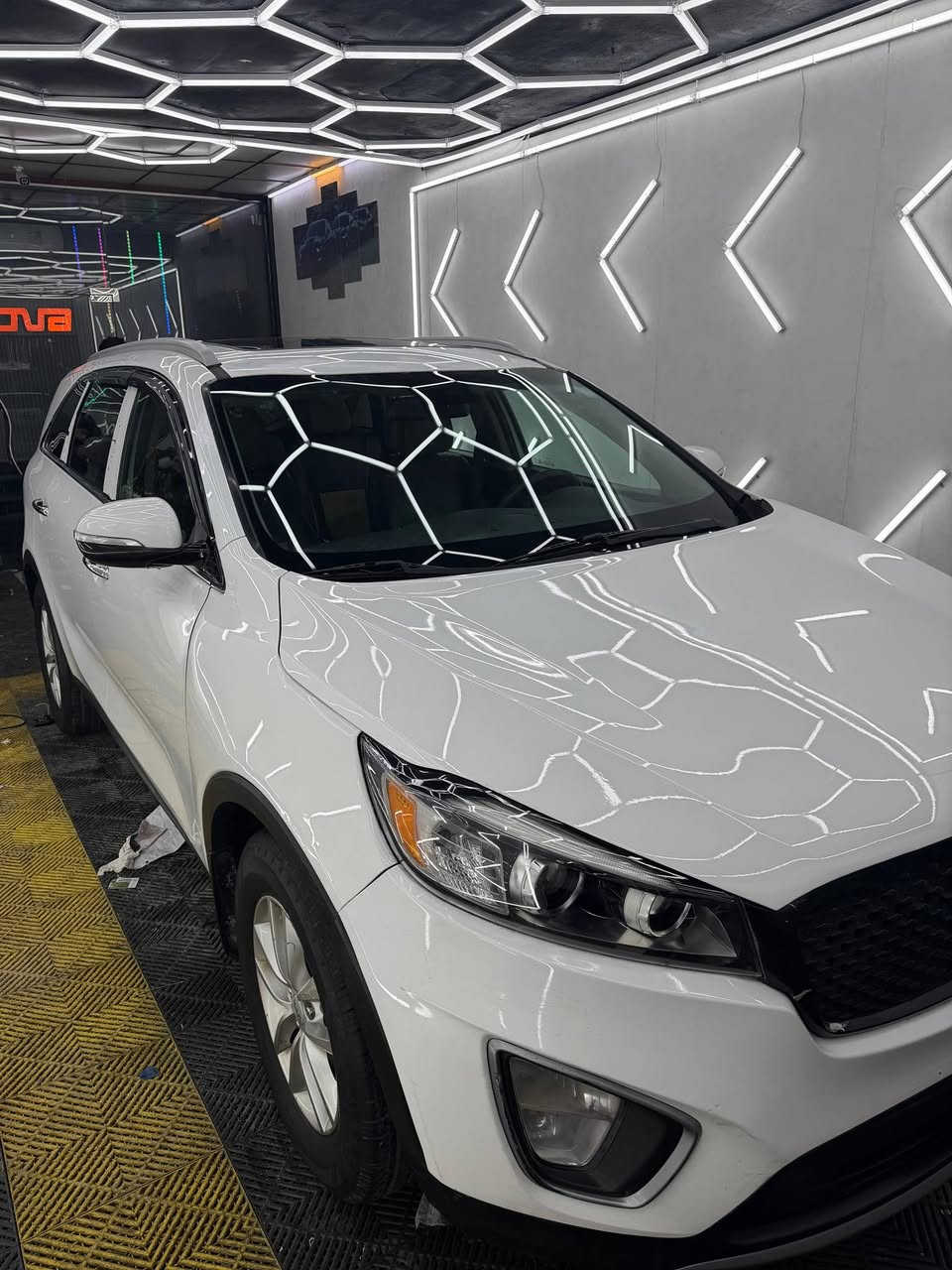 #@سلام عليكم سورنتو موديل16 محرك 4سلندرمواصفات فتحه تحكم  ستيرن  مكان سياره بغداد الحريه سعر 175بيه مجال بسيط ***********
