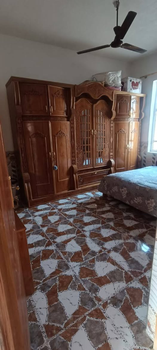 السلام عليكم بيت للبيع مساحته 250 متر طابو زراعي سند 25 العنوان خلف المعهد الفني بابل تحويل مباشر السعر مناسب جدا استفسار *********** بي واتساب أو خاص موجود
