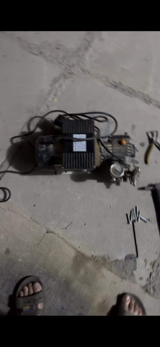 السلام عليكم
يتوفر في ورشتنا تصليح فارات غسل صناعي

ومنزلي

ويتوفر توصيل ماتكدر تجي يتوفر توصيل لورشتنا

نصلحه الك وندزه الك هذا المنشور مو للبيع المضخات فقط تصليح

***********
