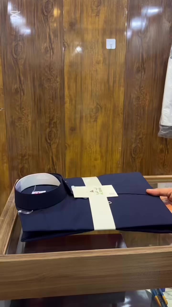 ثوب الديرة 🔥

موديل: أدوبي خلية
قماش: ياباني قطن فاخر

متوفر بأجمل الألوان وبأفضل خامة 👌
لا يفوتك… سارع بالحجز قبل نفاذ الكمية!

📍 صلاح الدين – بيجي – سوق بيجي – شارع الخياطين
📞 للحجز والاستفسار:
+964 770 515 1986
+964 770 513 1591
+964 782 490 0322

🚚 توصيل متوفر لجميع المحافظات بـ 3,000 دينار فقط

#ثوب_الديرة #دشاديش #بيجي #سوق_بيجي #أناقة_رجالية


**إذا كنت صاحب هذا الإعلان وتريد حذفه لأي سبب، رجاءا أرسل رسالة إلى الدعم الفني**