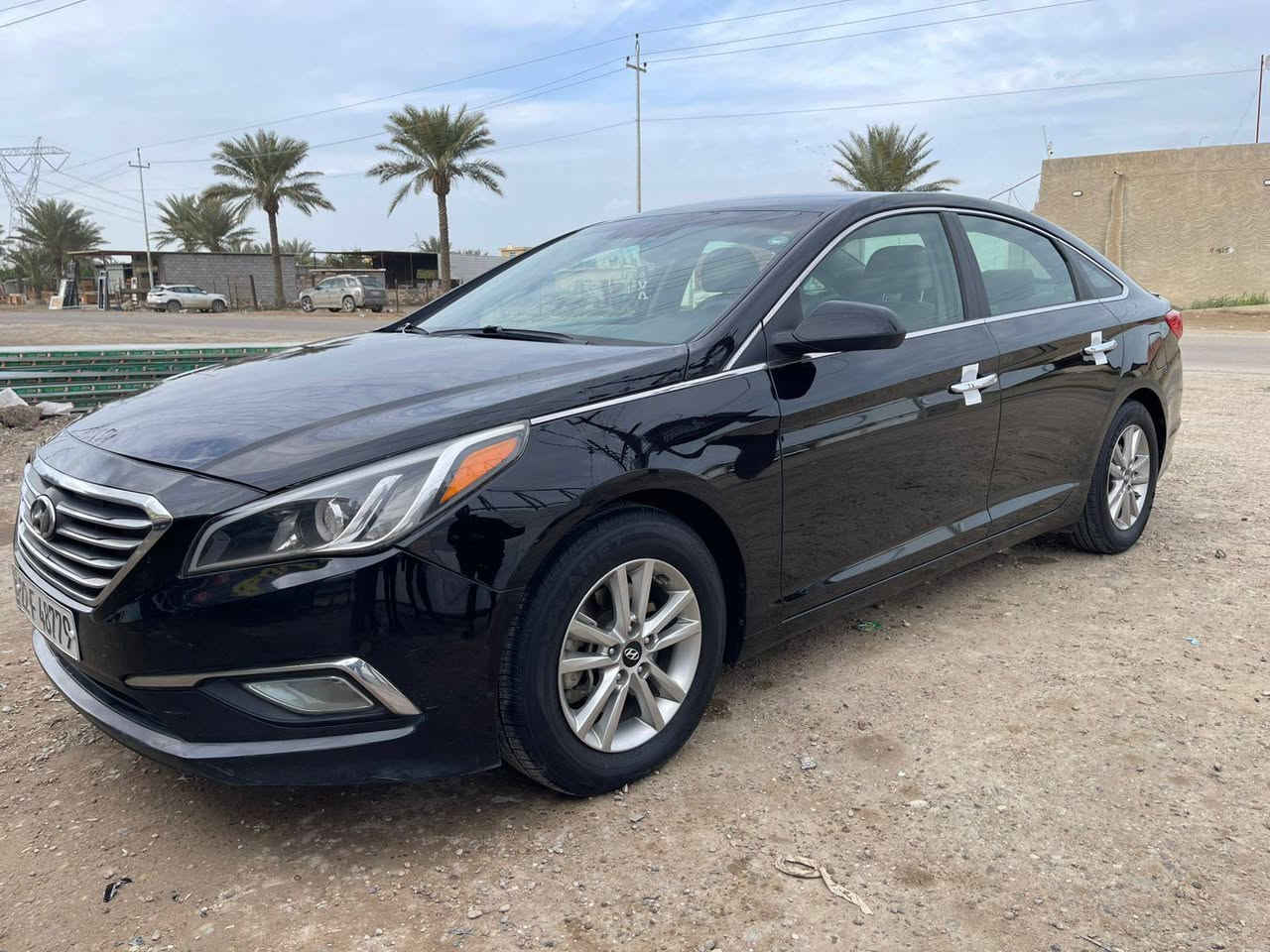 السلام عليكم
سوناتا ٢٠١٧ امريكي 

لون اسود 

صبغ الكصه مال بنيد فقط

لكشر كفاله عدا رصعه بل جاملغ أمامي ليمنه موضحه بل صور

وشخط خفيف كلش بل باب كد شبر 

محرك gdi 

وضعيات قياده 

ايكو 

نورمال 

سبورت 
ماشيه ١١٠ 
داخل كلش جديد 

الكشر الخارجي كلش حلو 

تخم تاير جديد 

محرك لادوانز ولا شي ادامته جديده 

علما السياره محولين لسويج بصمه شغل مرتب 

مكاني بغداد التاجي 

*********** متوفر واتساب 

***********

السعر ١٢٠ بيها مجال بسيط كلش
