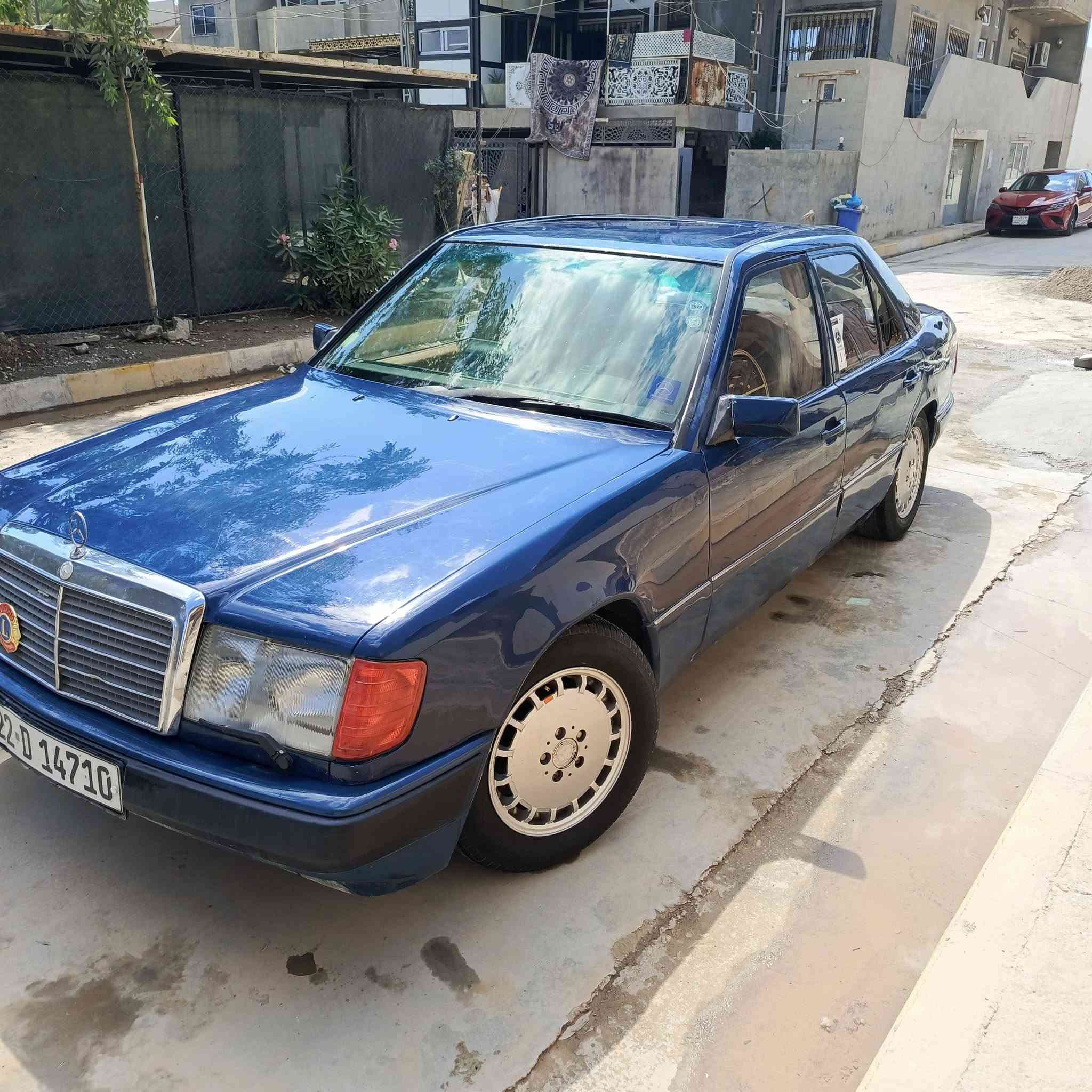 اعاده النشر بسبب وعود الكاذبه
مرسليس دب للبيع 
بدون دواخل بدون ضربه 
 كير محرك بطه 3000الف صباغ جماليه فقط
قواعد ع بلاد 
تبريد +تدفئه
دواخل جلد 
شاشه ايبات 
السعر 65وبي مجال قليل 
سنويه لحد 2030
سياره ب أسمي شرط تحويل 
***********
