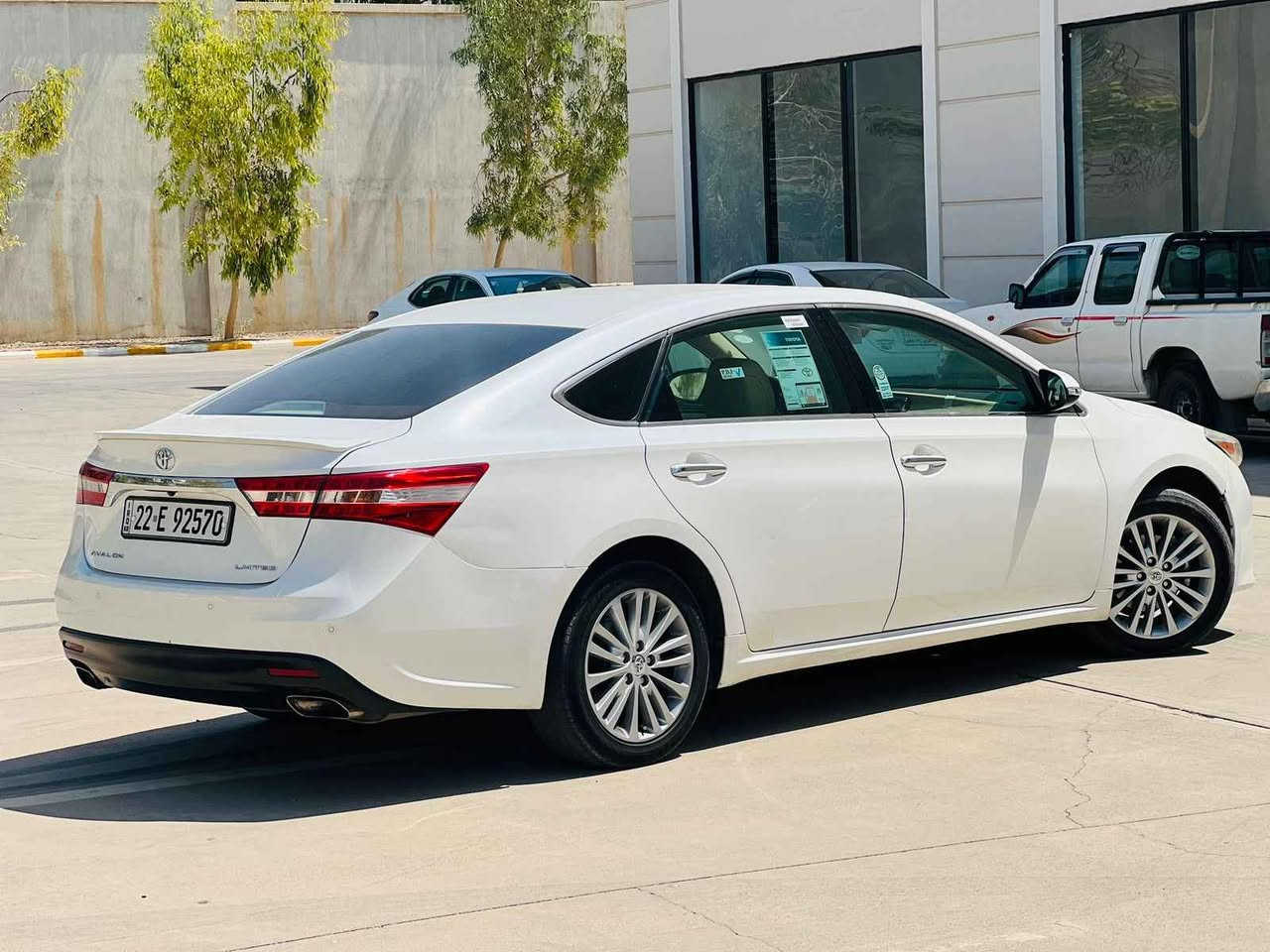 ئەڤەلۆن ٢٠١٣ لیمتد فول مواسەفات كوشن سارد و گەرم كوشن خەزن و دوو حاسەی دەرەجە یەك گێر و مەكینە بە شەرت سەوتی دیجیتەلی نیە رەنگ سپی سەدەفی یەك شوێنی بچوكیشی سبوغی هەلنەستایە سەنەوی تا ٢٠٣٠ نوێیە رەقم و هەزەی نوێیە. سێ پارچە سبوغە بۆنیت و چاملغ و دەرگای سەكن نرخی185 وەرەقە و مەجال شوێن هەولێر
رەقەم تەلەفۆن (***********) أربيل, العراق
