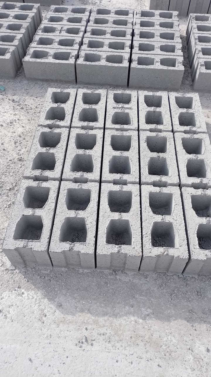 بلوك الفلوجة كافة الاحجام
توصيل بكرين
***********
***********
*********** بي واتساب
