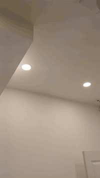 من رخصة الادمن 
صيانة جميع البوردات وعمل كافة التأسيسات الكهربائيه عمل حسب طلب الزبون بوري،، سيمنز 
عمل منظومة كامرات 
عمل منظومة ستلايت 
عمل منظومة نت 
منازل،، شقق،، محلات،، 
*********** ابو زينب الكهربائي
