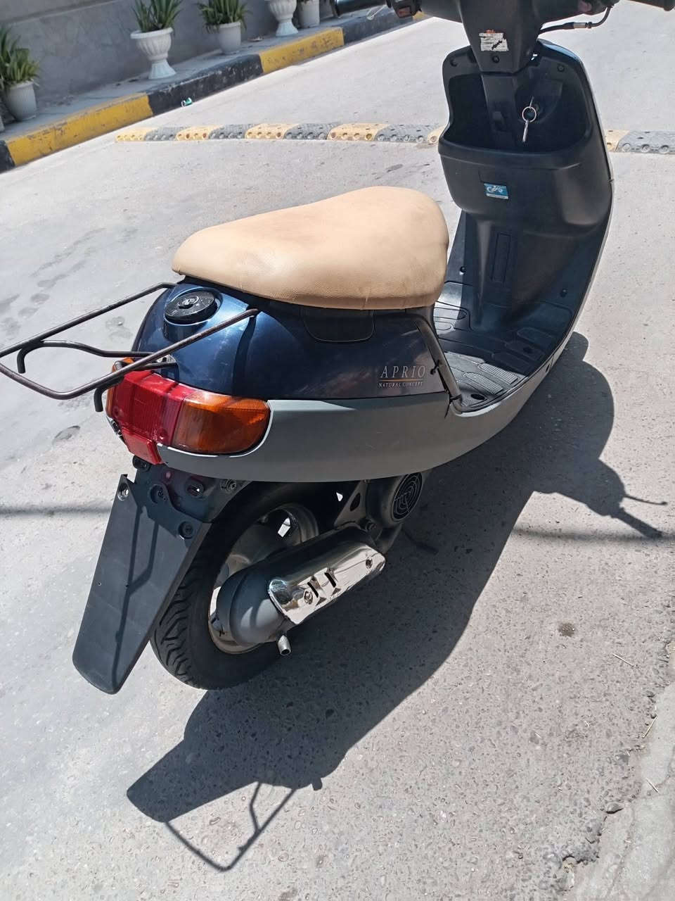 للبيع دراجه بطه مكينه جديده دايرات جدد بغداد شماعيه السعر 450 وبينه مجال

***********
