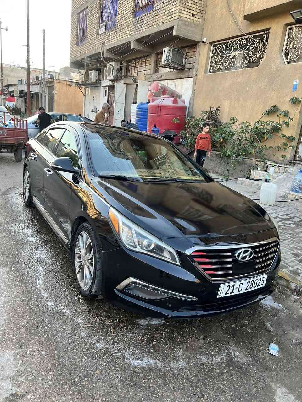 سوناتا 2016 VIP SPORT 2.0T_Limited
اعلى فئة 
سيارة  جديده ونظيفة جاهزة بس بيها بعض الملاحضات 
شوف طن مواصفات بيه فووول سبورت 

الموصفات
1-فتحه سقف
2-بصمة تشغيل
3-بصمة ابواب
4_نضام ترحيب
5_شاشة كبيره
6_كامرة دوار
7_رادار امامي
8_رادار جانبي
9_مثبت سرعة
10_تحديد مسار
11_كشنات جلد اسود
12_تدفئة كشنات امامي وخلفي
13_تبريد كشنات امامي وخلفي
14 _كشنات كهرباء
15_جام AOTO
16_3وضيعات قياده
ايكو وسبورت ونورمال(الاعتيادي )
17_لايتات AOTO
18_منضومه زنون عدسات بلادي
20_لون اسود 
21_نضام AOTO HOLD
22_سايد بريك بصمه
23_اشاير بالمري
24_سستم صوت سمعات انفنتي
25_دمام خلفي
26_شفتات ستيرن
27_ستيرن حرف Dالسبورت
28_تحكمات ستيرن جهتين
29_كشنات خزن 
30_بردات خلفيه بلادي
31_تبريد قطعتين ثلج ❄️❄️
32_تحكم تبريد بيانو
33_رادار امامي توقف ذاتي
34_اربع4 اكزوزات بلادي
35_ويل حجم 18 سبورت
36_دواخل لون اسود ملكي
37_نقط عمياء
38_تحكم مري كهرباء
39_سستم ستيل
40_حساسات امامي خلفي
41_مانع انزلاق
42_توقف ذاتي
تايرات حداديه نص عمر تبريد كله مكفول وجديد
السياره بيها 3قطع وشبر بالتكمه وبعض شخوط 
السياره 
[محرك طك الكرتون جديده وين ما جان افحص دهن امزويل مي مكينه زيتي توني مبدله وبانزين محسن عادي  اني محسن اخلي حفاظ اكثر عليه وهم عادي تخلي ماكو مشكله   وكير كفاله جديد طك الكرتون  ] السياره جديده وفول  أعلى فئه بسوناته وحلى من صور تجي شوفه احلى بعد(  الرقم الجديد الانكليزي سليمانية)  مكان سياره البصرة ***********
