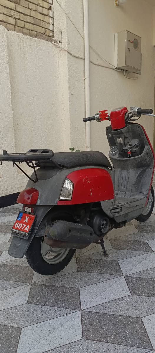 السلام عليكم 
بوليس كابريتر للبيع كفالة عامة كلها شغالة ختم واحد وصل معرض موجود مكينة 49 مامفتوحة ماناقصة شي كهربائيات شغالة كلها السعر مليون وبيها مجال قليل مكاني كربلاء موجود خاص


**إذا كنت صاحب هذا الإعلان وتريد حذفه لأي سبب، رجاءا أرسل رسالة إلى الدعم الفني**