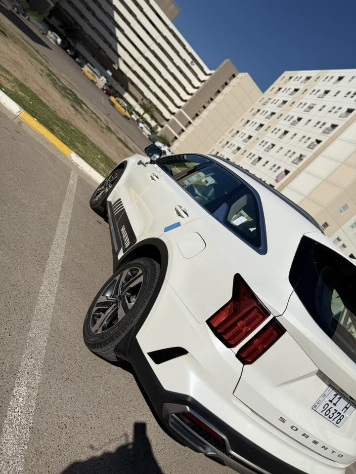 البيع سورنتو موديل ٢١ سياره مكفوله فول اتصال عل رقم سياره هزه جديده ورقم جديد هم***********
