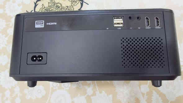 عملاق الأداء والعرض من WIMUIUS K1
جهاز #داتاشو #بروجكتر عارض سينمائي 🎦 🎦
بمواصفات ولااروع
💥 للتدريس والمعاهد وإلقاء المحاضرات
💥 للألعاب ومشاهدة الأفلام والفيديوهات
💥 للكوفي والحدائق الخارجية 
لتجربة عرض سينمائيه ممتازه جدا 🌈🌈
الجهاز امزون اصلي درجه اولى
الدقه full hd1080 يدعم 4k
اللومنز 20.000 حقيقي
التباين 20000:1
مناسب جدا للمدارس والمعاهد وإلقاء المحاضرات
مناسب جدا للألعاب ومشاهدة الأفلام والفيديوهات بدقه ال 4k 
صورة جميله ولااروع
تعديل تلقائي لزاوية السقوط 6D 
يعمل بوضوح في النهار ولاتحتاج الى تعتيم
واي فاي wifi 5G 🛜🛜 Ultra ضمان بدون تقطيع وبدون حماوه 
بلوتوث Bluetooth  5.2  
سماعات داخليه ستيريو بتقنية HIFI
حجم العرض يصل ل 7 متر
منافذ الجهاز كامله وموضحه بالصور 👇👇
 💥 سعر القطعه 100
العنوان بغداد الشعب وتوجد خدمة توصيل 5 آلاف لكافة انحاء العراق
للحجز والاستفسار مراسلة الخاص او التواصل عبر الواتس على الهاتف ***********
