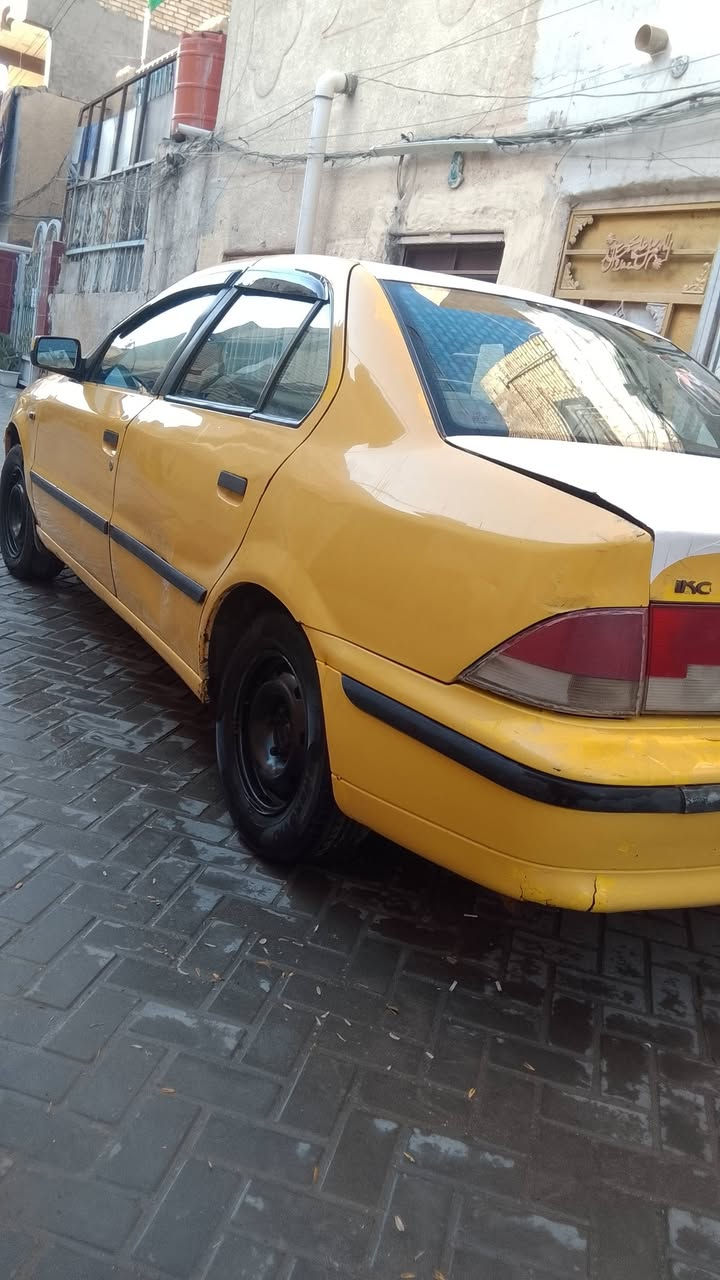 سمند 2009 رقم كربلاء الماني 
هيئة 150 الف 
غرامة 150 الف 
محرك كير جديد 
دواخل يرادلهة ترتيب 
تخم تأثير نضيف 
بدي حلو مرتب 
السعر 18 وبيهة مجال بسيط 

الهيئة الغرامة عل مشتري مخصوم من سعرهة ليكدام 
وعارضهة 18 ومجالهة حك جية 
بغداد مدينة الصدر قطاع 28 
***********
