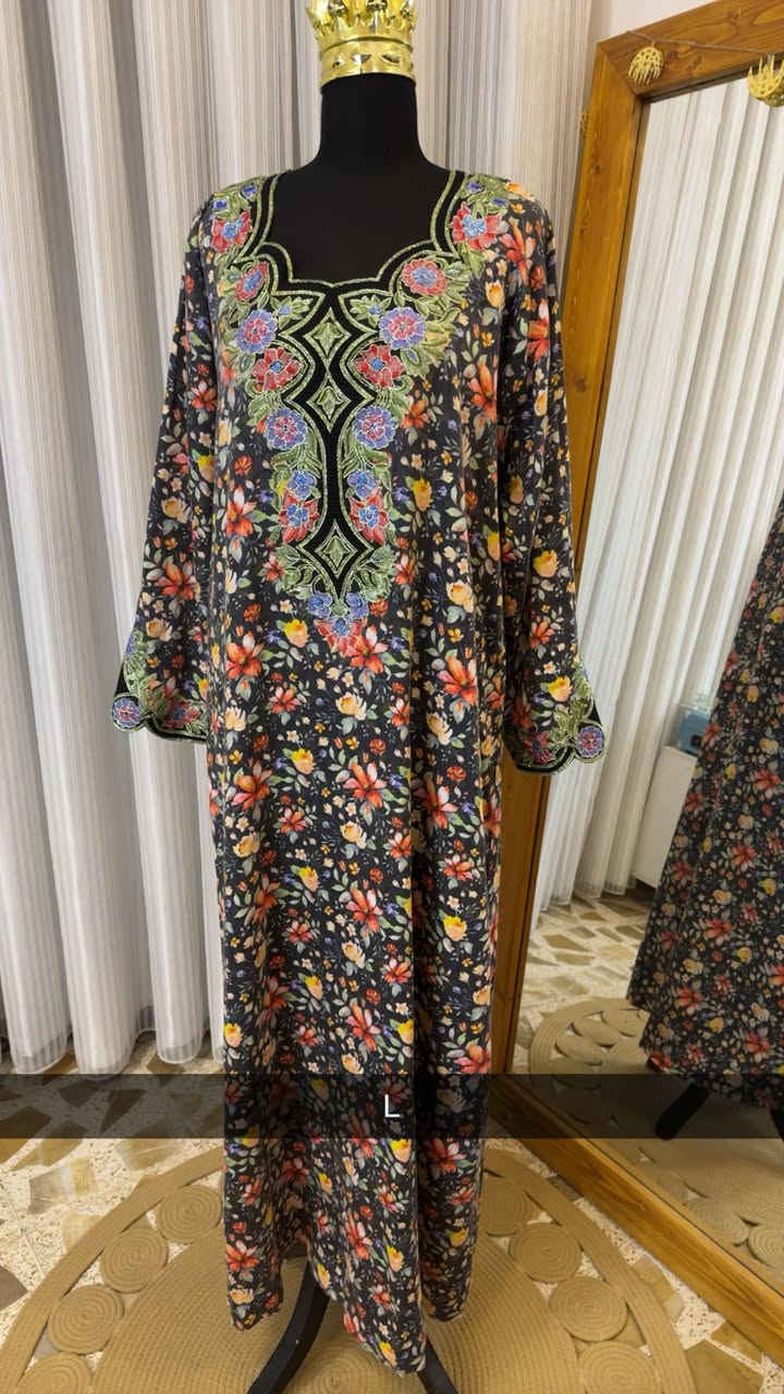 مجموعة دراعات وفساتين خليجية✨
تفاصيل القياس داخل كل صورة🔔
المتوفر⬇️


**إذا كنت صاحب هذا الإعلان وتريد حذفه لأي سبب، رجاءا أرسل رسالة إلى الدعم الفني**