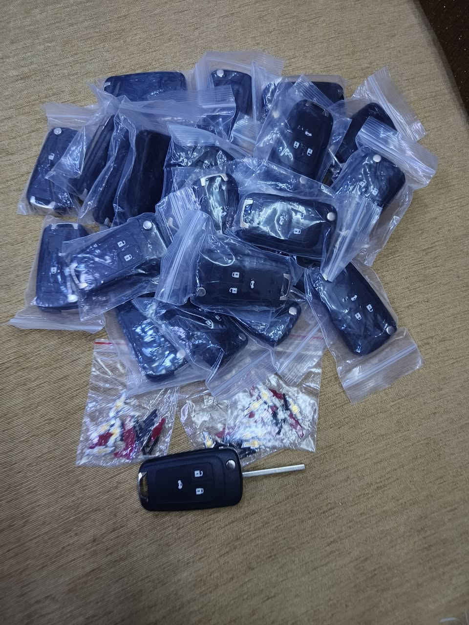 بصمات بهذا الشكل العدد 27 قطعه ادفع سعر والف عافيه عليك
متوفر توصيل


**إذا كنت صاحب هذا الإعلان وتريد حذفه لأي سبب، رجاءا أرسل رسالة إلى الدعم الفني**