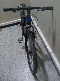 باسكال رياضي • مقاس 26 • بعقوبة القديمة