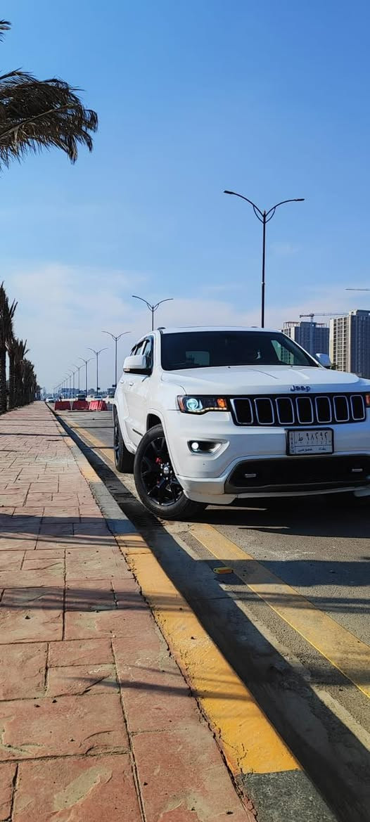 بيع او مراوس
جيب وارد أمريكي 
الموديل: 2018أمريكي) . 
المحرك : V6.  3.6L 
بيها برمجة كاملة 
رقم بغداد  هزه وسنويه عظم 
المواصفات :
* دفع رباعي 4x4 . 
* 
* تحذير النقطة عمياء ⚠ .
* ويل قياس 20 انج .
* سقف فتحة . 
* شاشه كبيرة 8.4 انج . 
* نظام الخرائط (GPS) .
* ستيرن كهربائي . 
* المصابيح الأمامية زنون .
* كشافات الضباب زنون .     
* تشغيل عن بعد .
* صندوق كهربائي ..
* حفظ وضعيات الجلوس (ميموري) . 
* المقاعد الأمامية كهربائية .
المقاعد جلد رصاصي
* المقاعد الأمامية تدفئة .
* المقاعد الخلفية تدفئة .. 
* حساسات أمامية . 
* حساسات خلفية . 
* كاميرا خلفية .
* تدفئة ستيرن . 
انظمة قيادة*
* مرايا متحسسه للضوء العالي . 
* مانع تصادم خلفي .
* بلوتوث تلفون . 
* محدد سرعة . سقف 
* نظام التشغيل والاطفاء الاوتوماتيكي ( Auto Start System ) .
* نظام بريك اوتماتيكي ( Auto Break System )

المكان بغداد 
 
السعر180 وبي مجال 
للاستفسار الاتصال***********

‭٠٧٨١ ٠٧٨ ٩٥١٢‬
