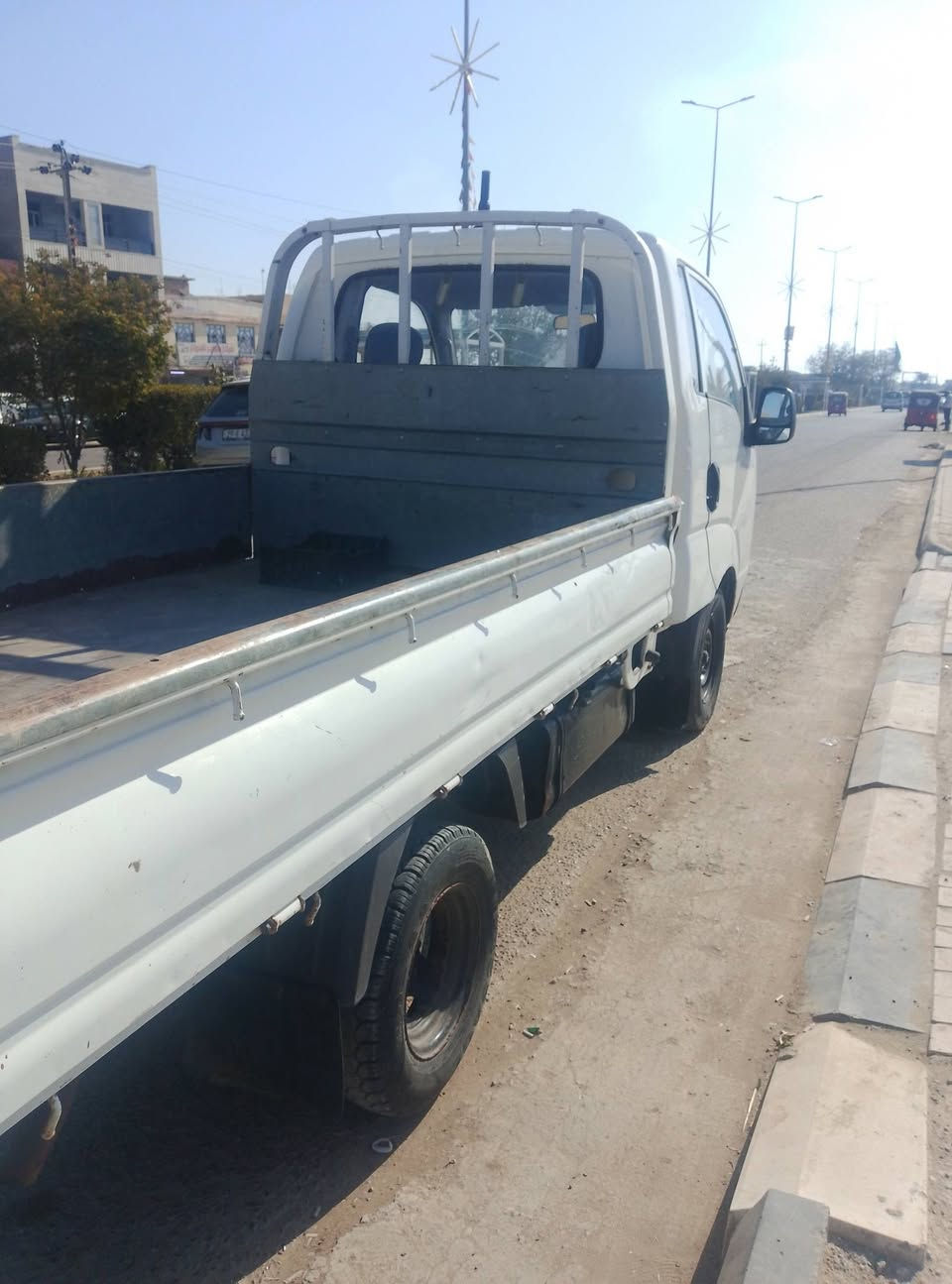 سلام عليكم كيه معروضة للبيع رقم سليمانية موديل 2011مكينه وكير جدد تخم تاير جديد مكفوله كفاله عامه سياره جديده معنه كلمه مال جناي مانقصها برغي عنوان سياره واسط سعر سياره 70وبيها مجال رقم صاحب سياره موجود يمك ***********
