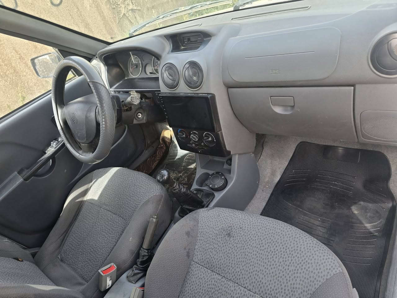 للبيع سايبه ٢٠٢٢ لون ابيض رقم بغداد ماشيه ٧٠ الف بيها باب السايق مبدل وطخه ع البارد يم الصندوق ع كد شبر السياره كامله من كلشي تبريد محرك جديد للبيع بسعر ٥٣ ورقه وبيها 
مجال شويه مكانها الدوره للاستفسار ***********
