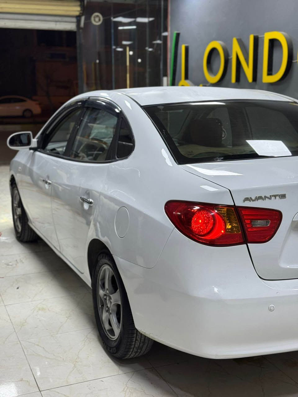 هۆندا ئاڤانتی سەیارە جوانە و هیچ قەپ قپی نیە خایسی نیە 

مەکینە ١٦ ی دکشن بەرز 

بەس سڵایت نییە 

کوشن هیتەر 

ناو زه رد

سوکان ڤۆلێۆم 

ئاوێنە شەفت 

سەیارەکە نموونەیە لە جوانی

سەقفی بەشەرت بێ بۆیاخ 

تەبرید سارد و گەرم بەشەرت 

گیر و مەکینە بەشەرت

کارەبای بەشەرت  

ABS 

 کامل مەسرەف کراوه 

شوێن ...ڕانیە رانية, السليمانية


**إذا كنت صاحب هذا الإعلان وتريد حذفه لأي سبب، رجاءا أرسل رسالة إلى الدعم الفني**