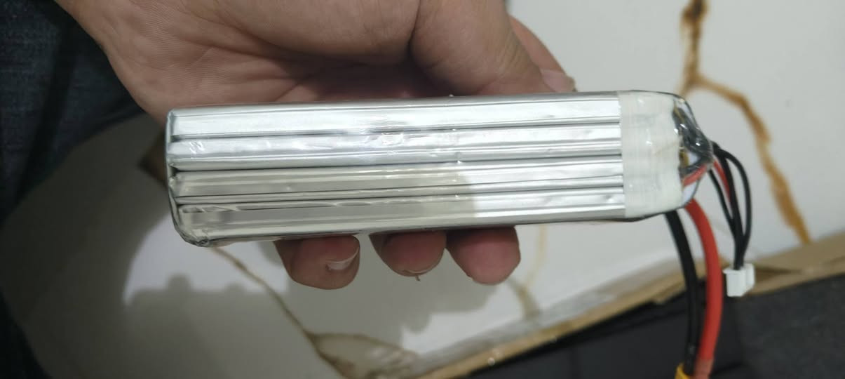 متوفر بطاريات درون


**إذا كنت صاحب هذا الإعلان وتريد حذفه لأي سبب، رجاءا أرسل رسالة إلى الدعم الفني**