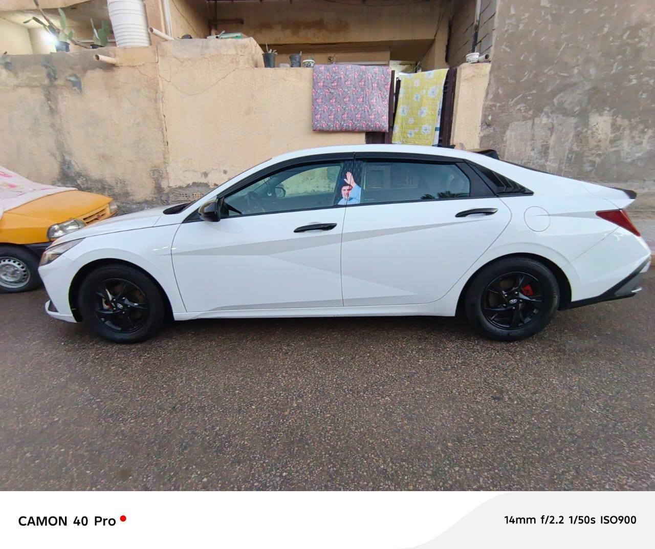 سلام عليكم النترا 23 امريكي حادث قطعه فقط موضح بلمنشور سياره رقم بغداد بأسمي  محرك 2000 دوش اقتصادي سياره نضيفه وجديده بجم كبس  شركه ما ملعوب بي  ثلاث انضمه قياده  مواصفات رادارات شاشه كاميرا دواره توقف ذاتي اطفاء ذاتي عند الازدحام مكاني كربلاءا
السعر 165 
***********
