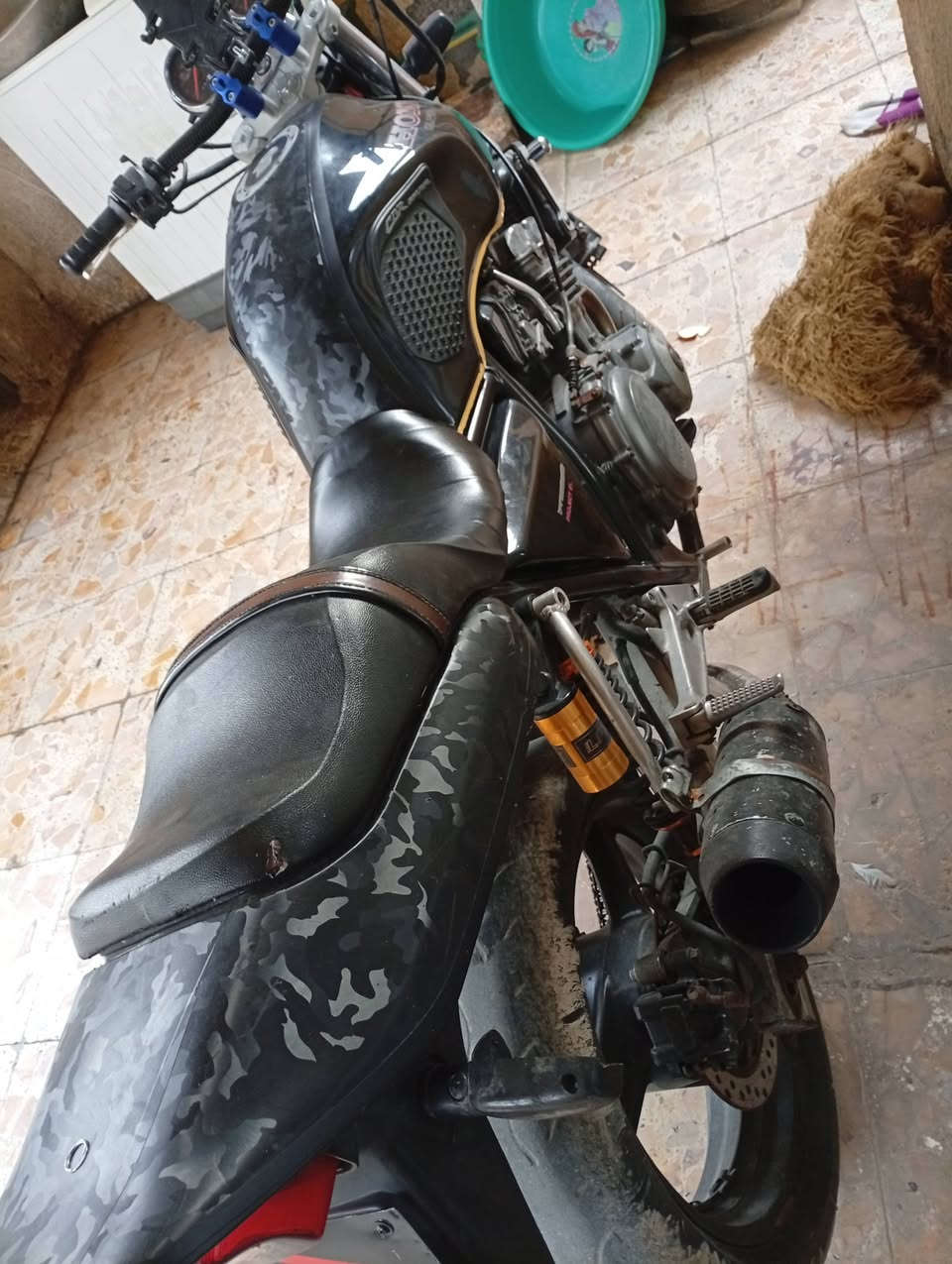 سلام عليكم دراجه هونده للبيع
السعر خاص ***********
