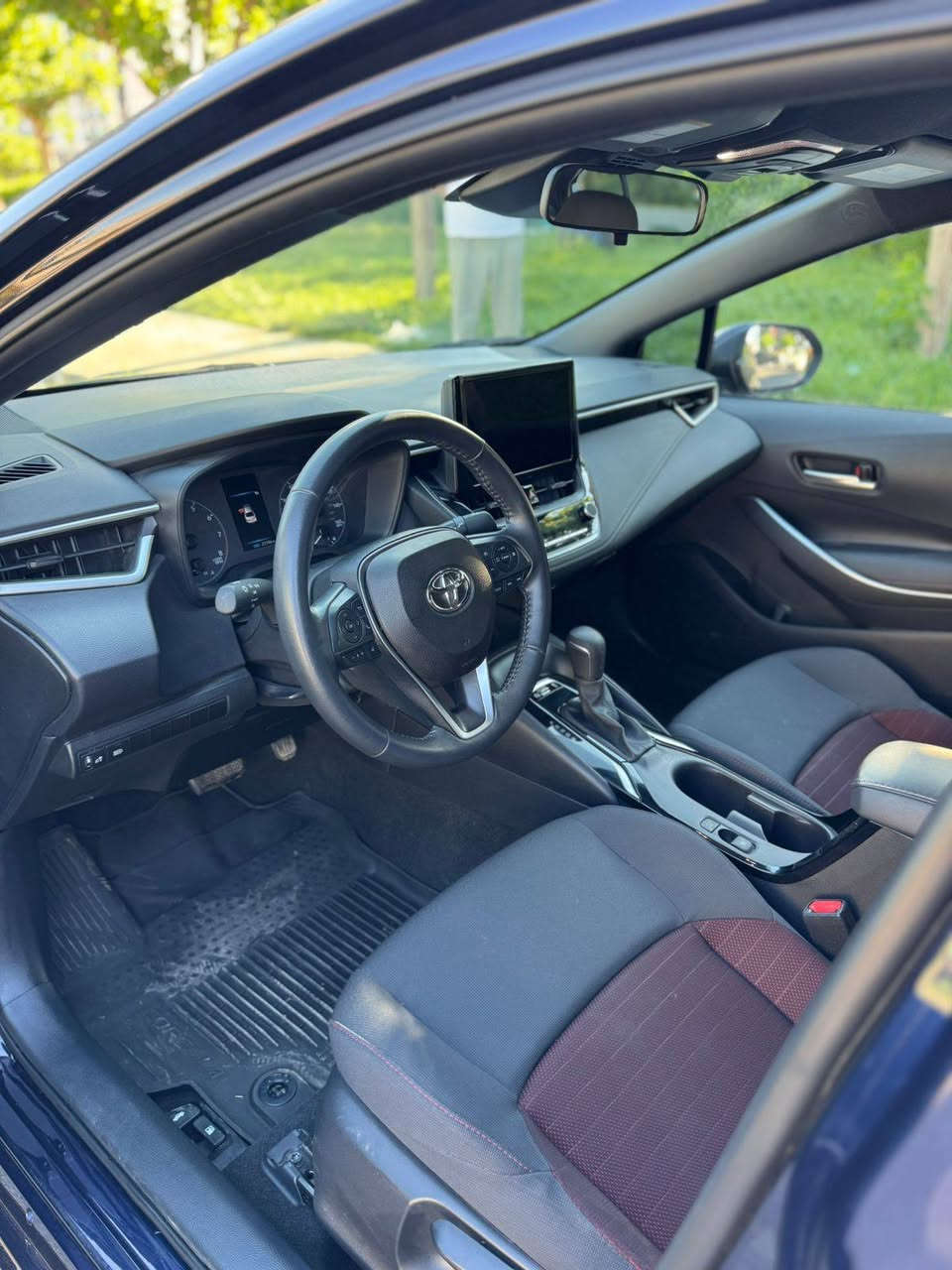 Toyota crolla 2024 SE
مؤديل 2024  
مواصفات SE
(به صمه ، شغال ،  شاشه گه وره ، ويل گه وره، سبؤرت، ٥ رادار ، بريك به سمه ، تحديد سورعه ، لايت زينؤن ، خه تى جاده،   ) بارجه و نيوو  سبوغ بي زؤري  هه موو شتيكى به شه رت ( گيروو مكينه تبريد ، رادار به رد بلادي ) هموو شتي شريكه يه )*********** أربيل, العراق
