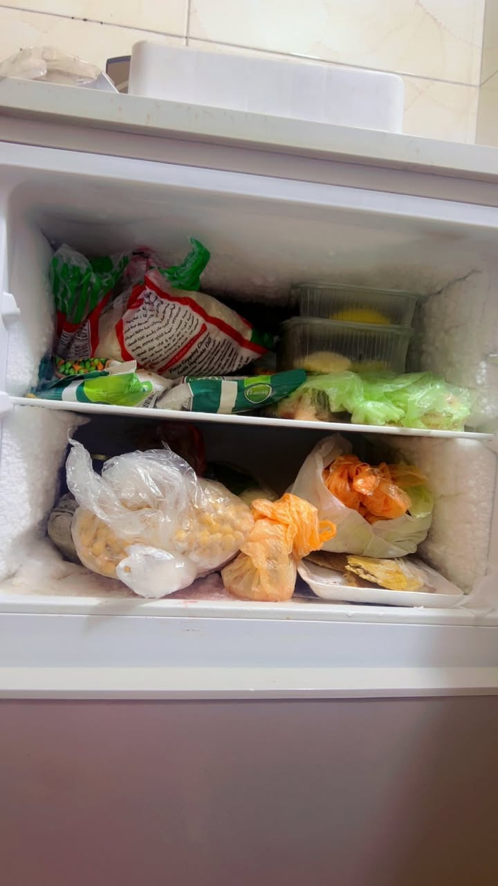 ثلاجه نظيفه Arcelikبسعر 200للاتصال على رقم
0776 554 3736
