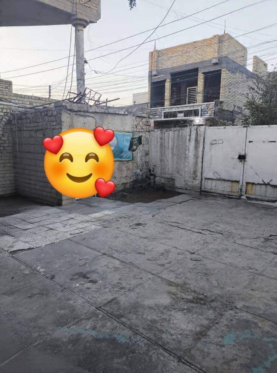 🏡 دار للبيع – فرصة جيدة للسكن أو الاستثمار
📍 الموقع: بغداد – الحسينية / الراشدية، مدخل التكسيات، فرع القصاب.
▪️ المساحة: 200 متر
▪️ الواجهة: 10 متر
▪️ النزال: 20 متر
مواصفات الدار:
3 غرف نوم
صالة
استقبال
مطبخ
حمامين داخل الدار
حمام خارجي
كراج يتسع لسيارة
محل على واجهة الدار
🛠️ الدار يحتاج ترميم.
💰 السعر: 135 مليون دينار وقابل للتفاوض بالمعقول.
للاستفسار أو المعاينة يرجى التواصل على الخاص أو الاتصال. ***********
