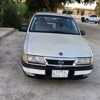 فيكترا • ١٩٩٠ • جير اوتوماتيك